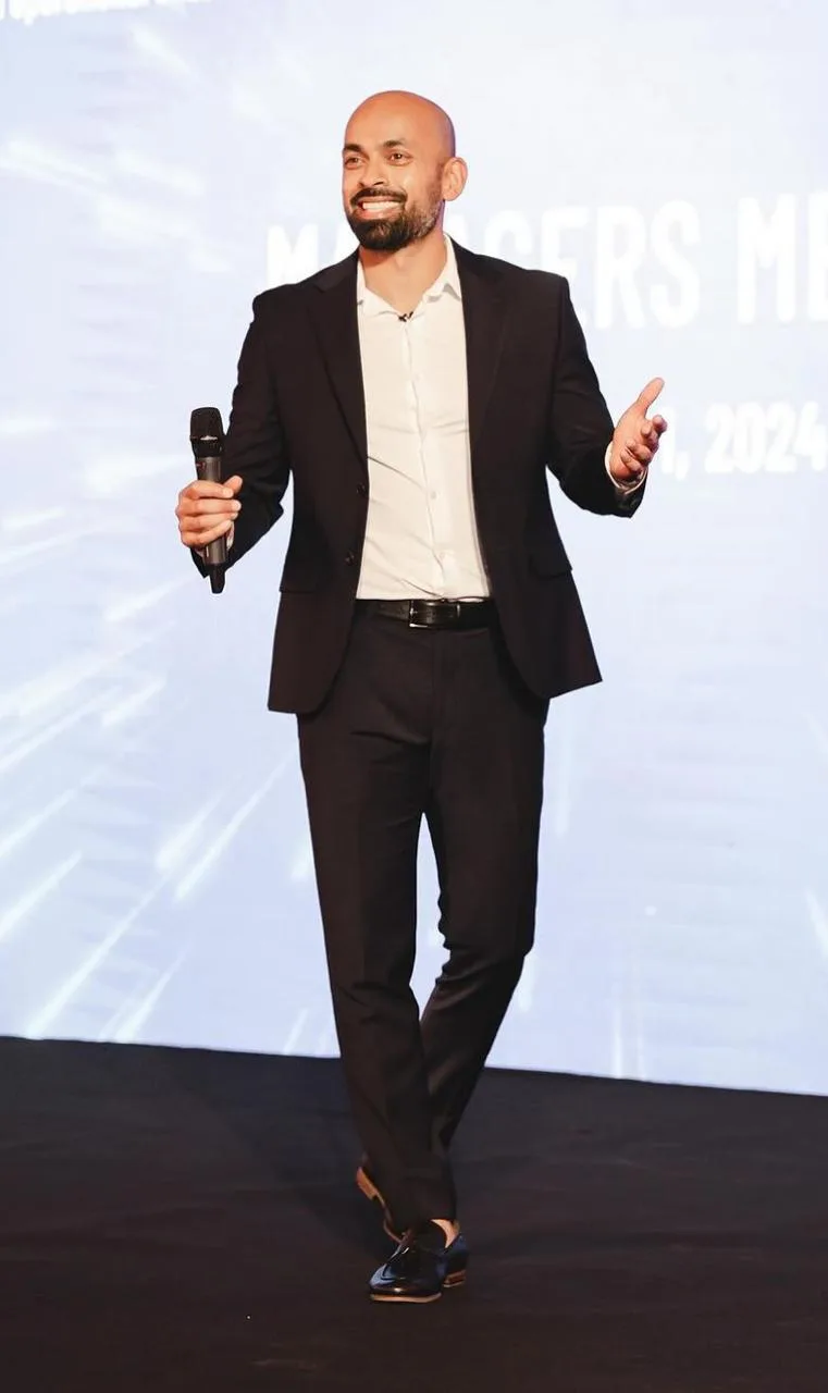 MASTER OF CEREMONIES IN DUBAI